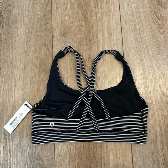 Brand new with tags Lululemon x Soulcycle Energy Bra black/white stripe - Picture 2 of 6